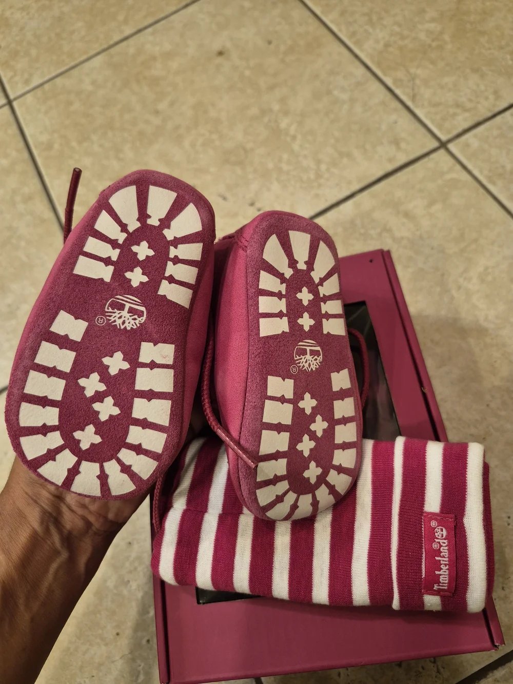 Timberland Super Cute Toddler Pink Lace-Up Boots And Beanie